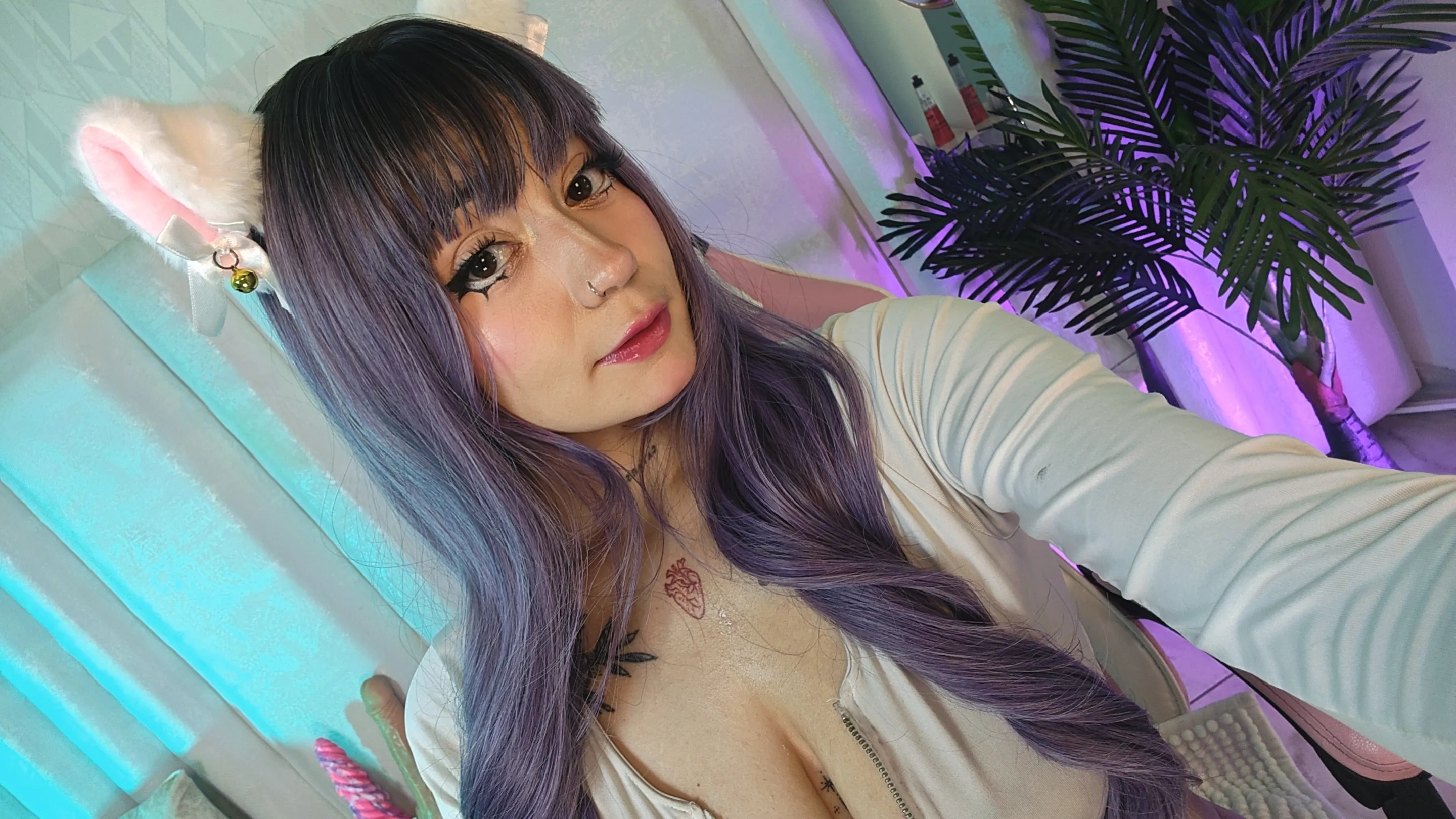 Live sex webcam photo for amara_lunee #8640291