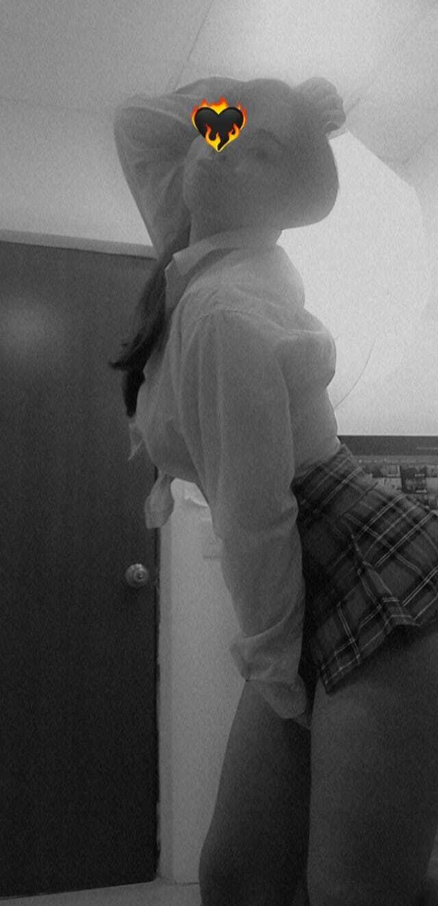 Live sex webcam photo for PersefoneSnow #8648483