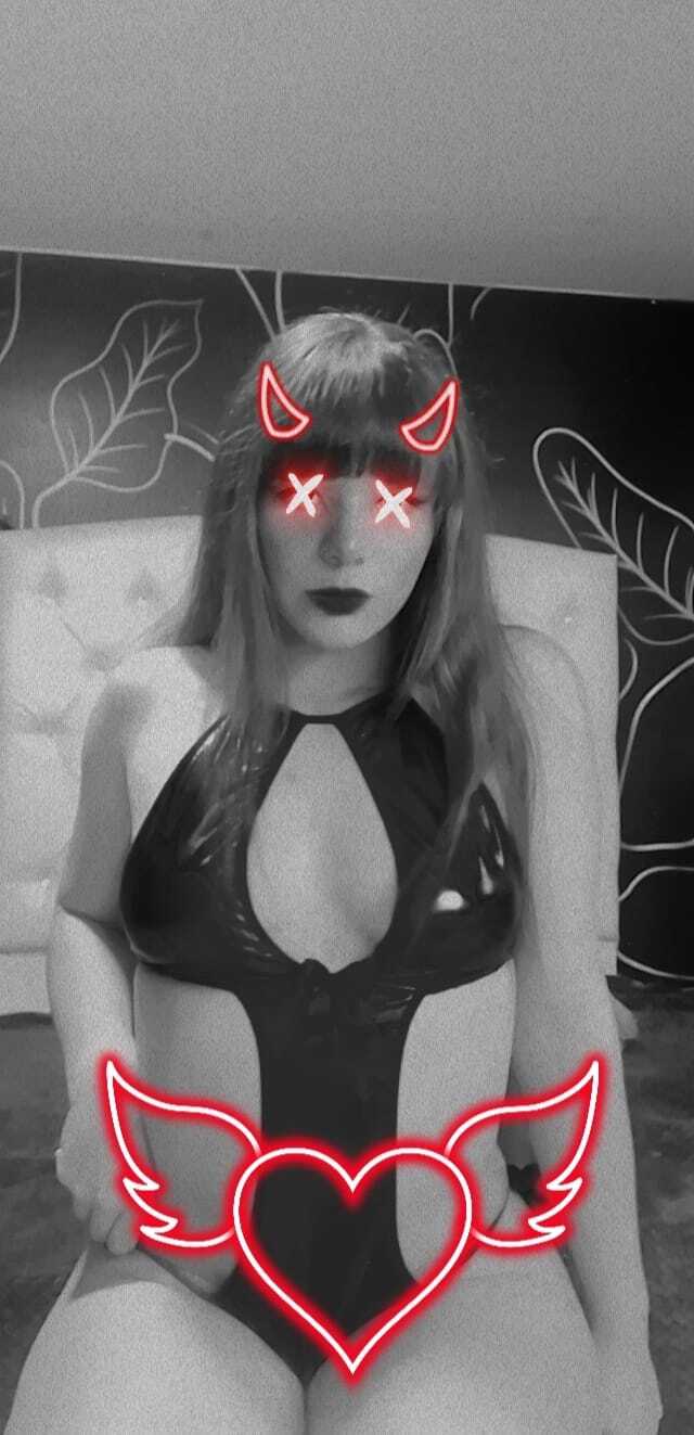 Live sex webcam photo for PersefoneSnow #8648489
