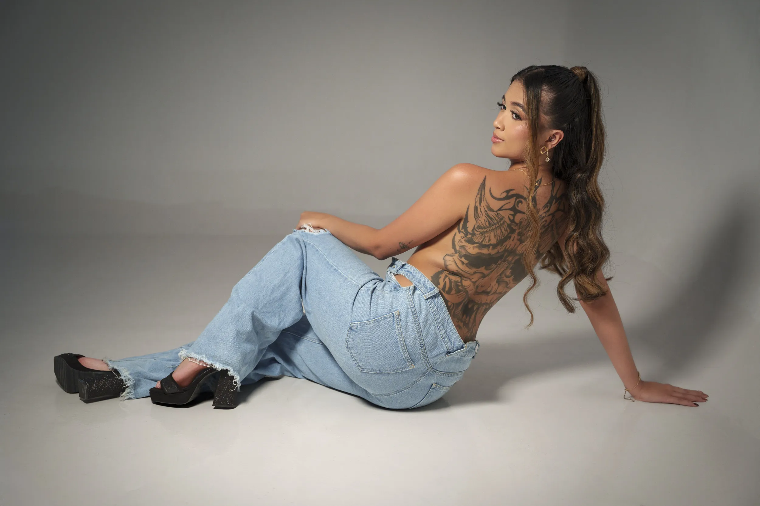 Live sex webcam photo for CassieMills #8645799