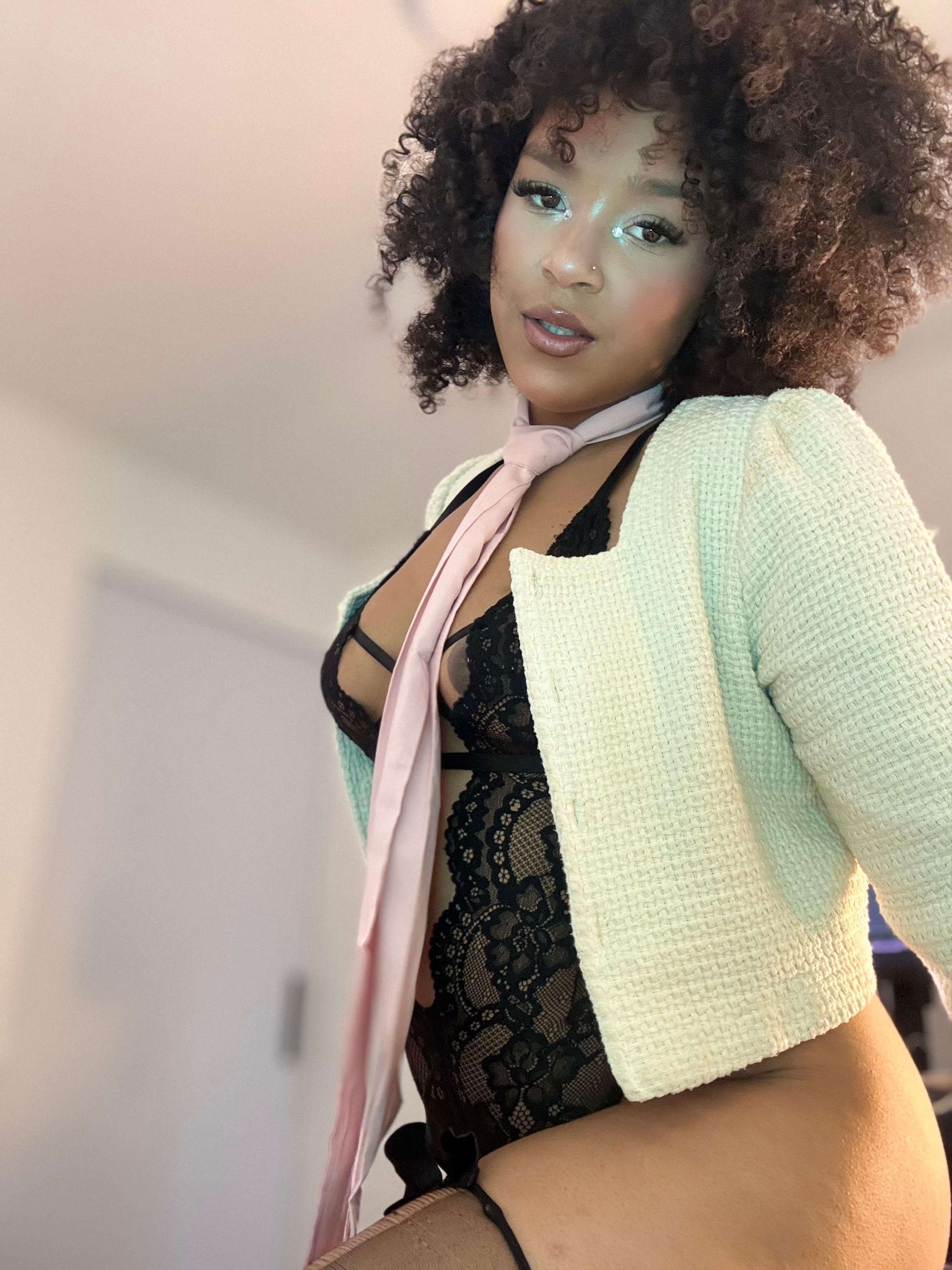 Live sex webcam photo for Serena_siren #8731412
