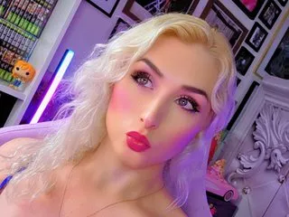 Live sex webcam photo for MadameBlonde #8621357