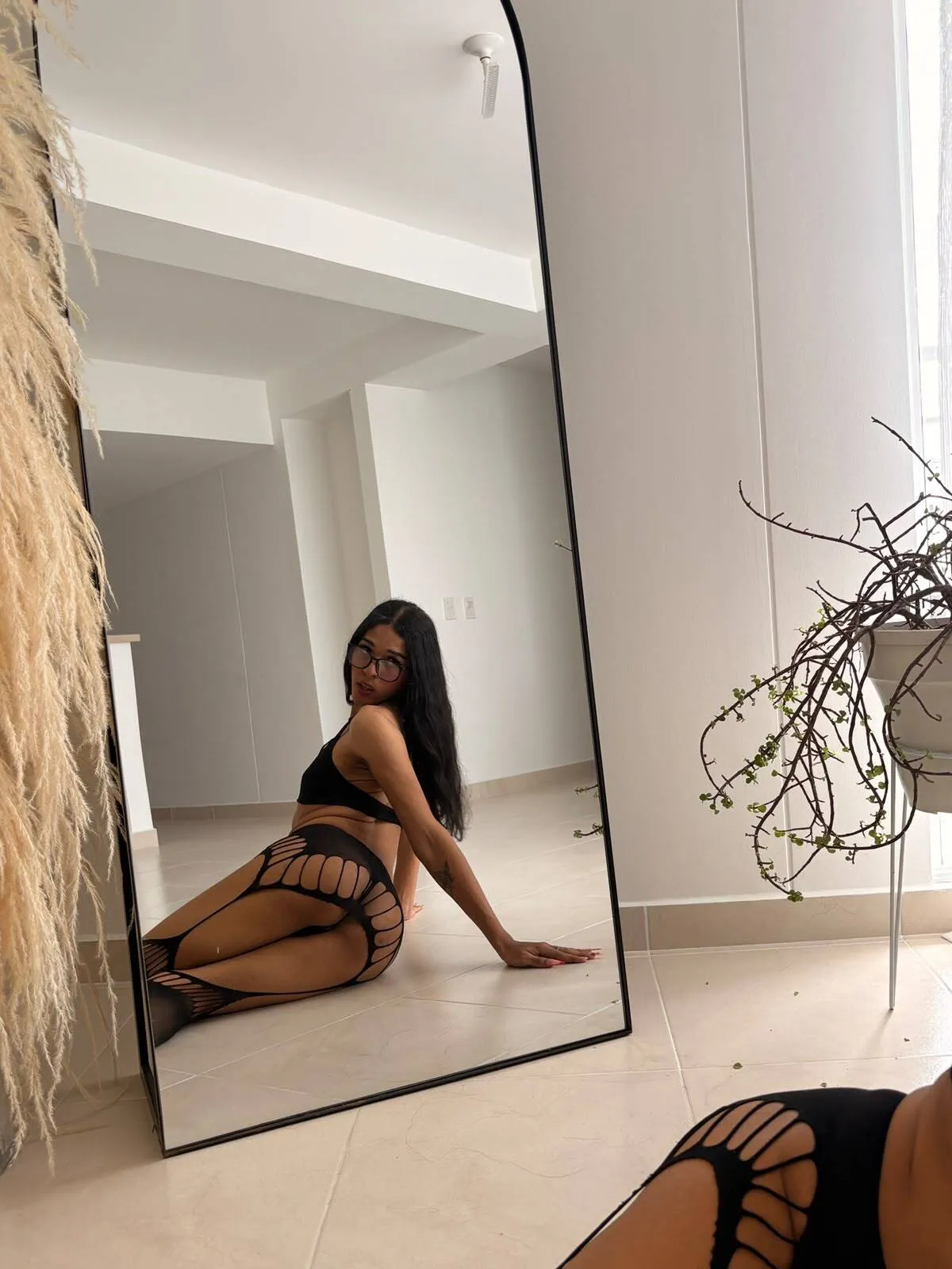 Live sex webcam photo for MarianaLaupert #8616343