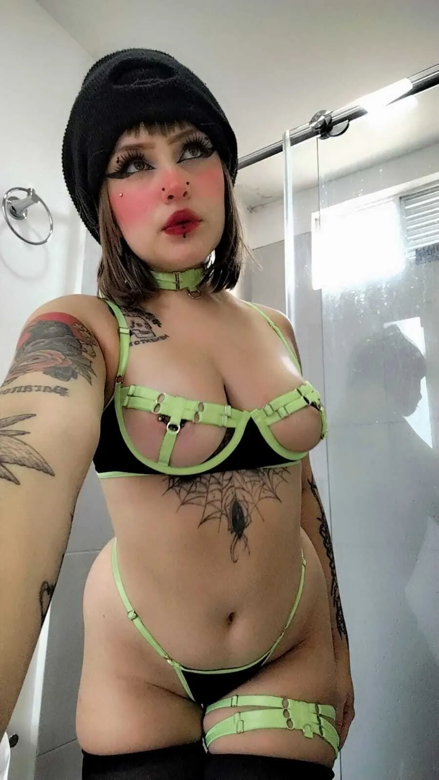 Live sex webcam photo for BLondie_noirr #8604327