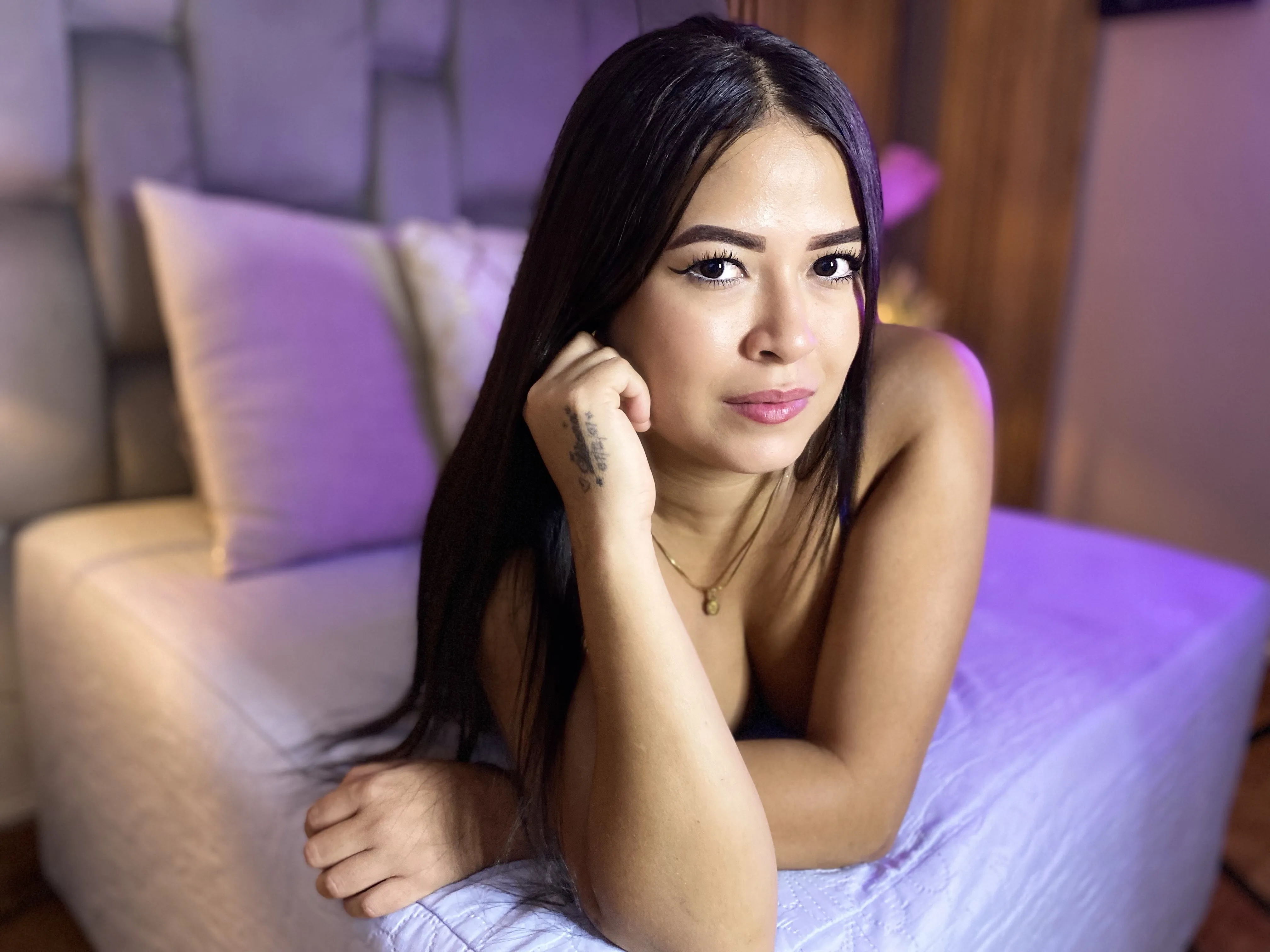 Live sex webcam photo for Luna_Voss #8610706