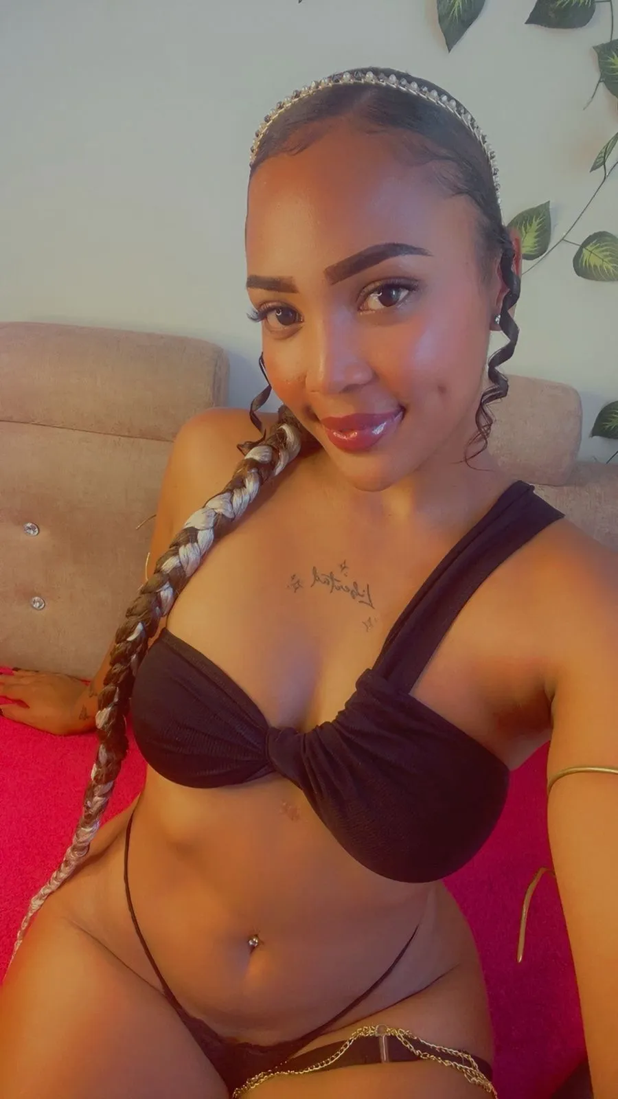 Live sex webcam photo for Giulia_Cash #8621529