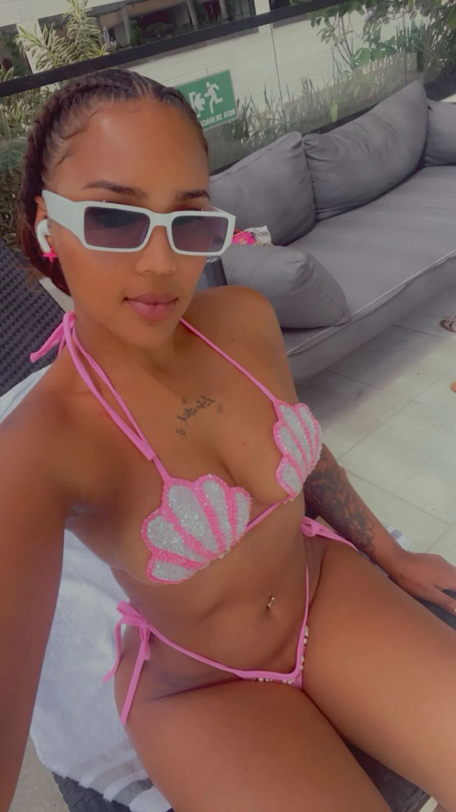 Live sex webcam photo for Giulia_Cash #8621536