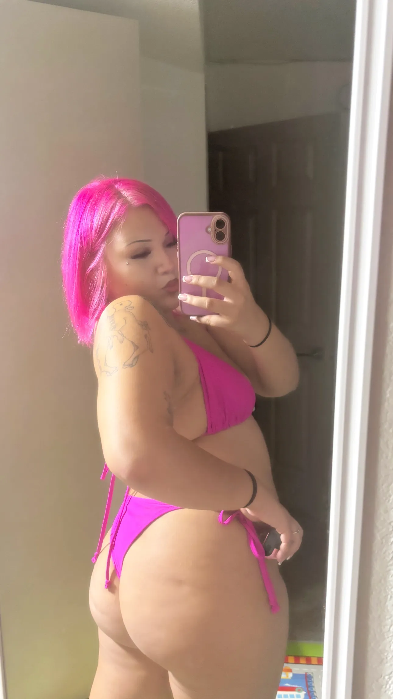 Live sex webcam photo for Pinky_Pandora #8624198