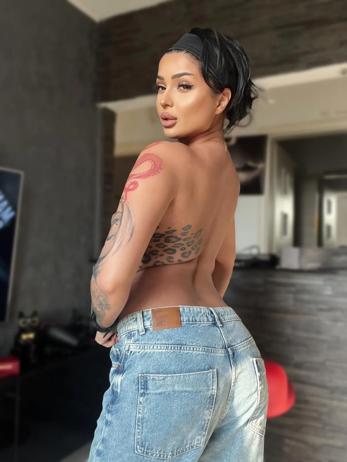 Live sex webcam photo for Kyliekroft #8651529