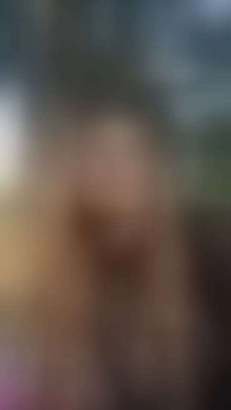 Live sex webcam photo for ElenaGolden #8675639