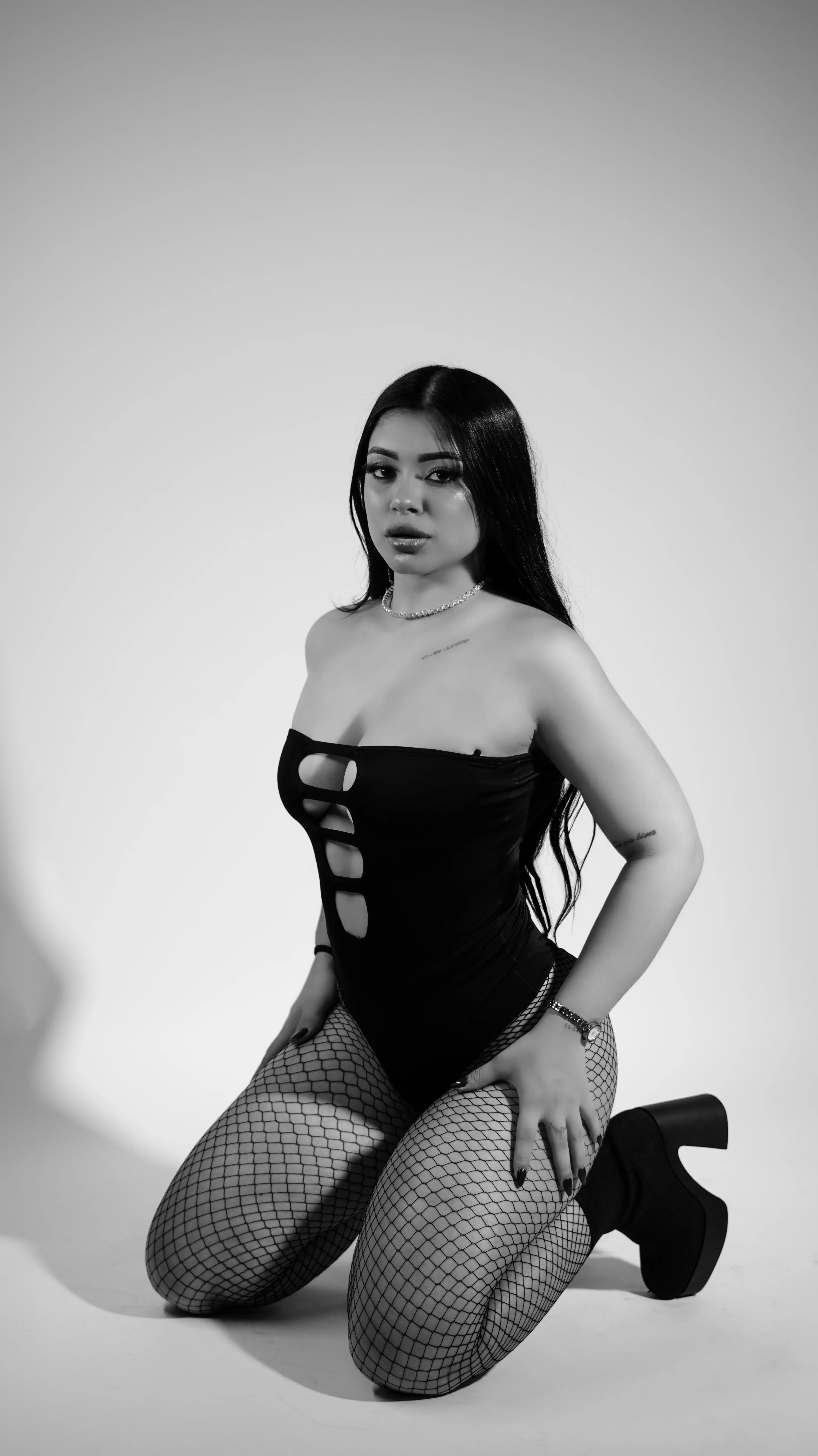 Live sex webcam photo for AntonellaaMontier #8676061