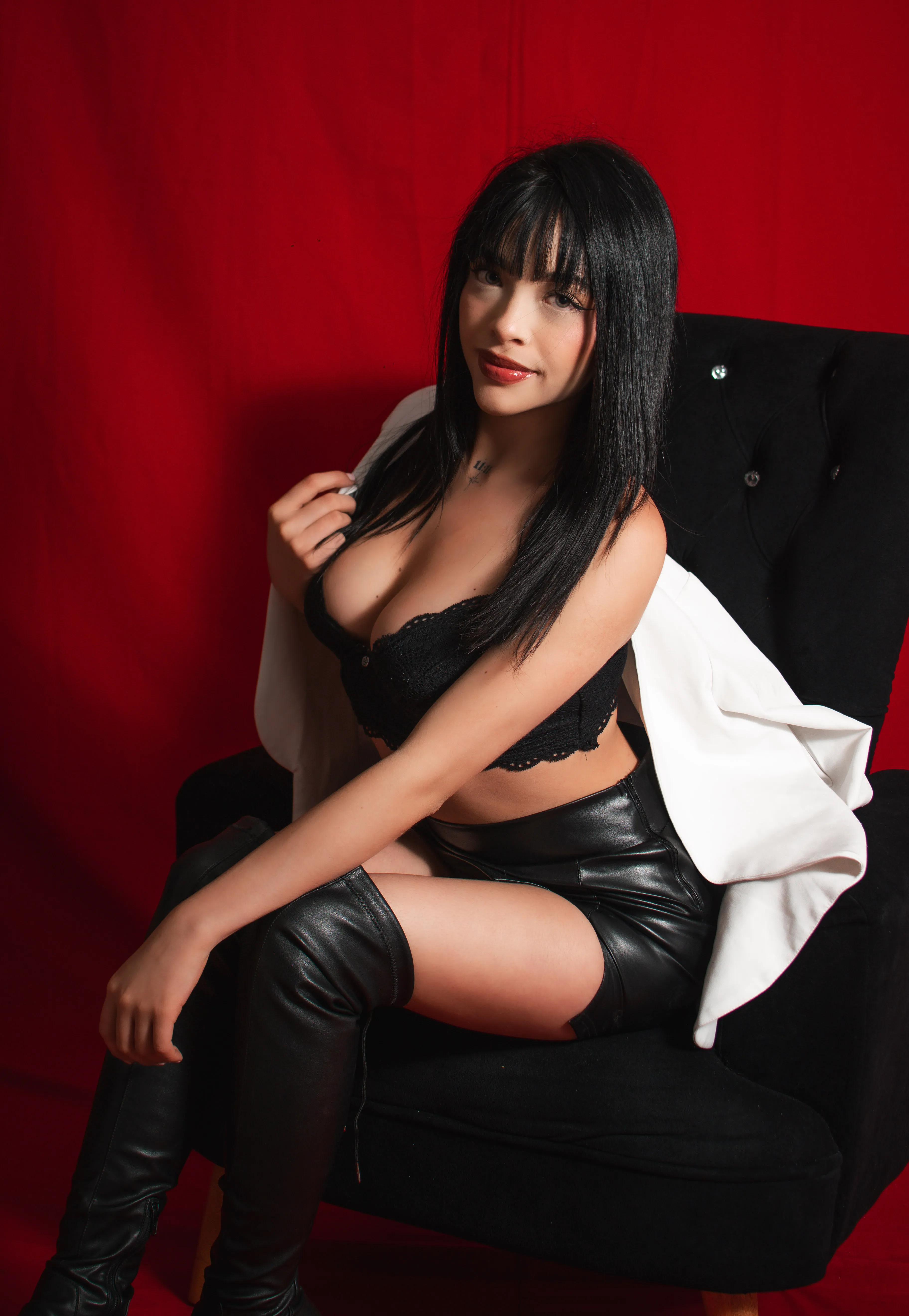 Live sex webcam photo for MadyAndEthan #8629313
