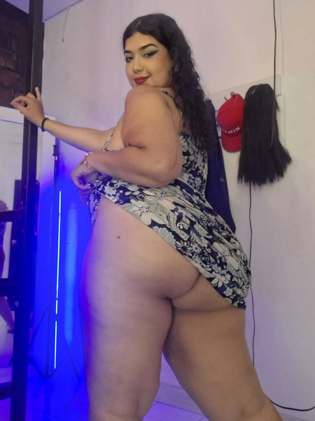 Live sex webcam photo for JennaDavom #8699038