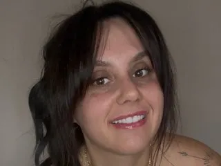 Live sex webcam photo for TemptressX18 #8724348