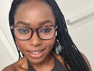 Live sex webcam photo for TheeChocolateBerry #8642035