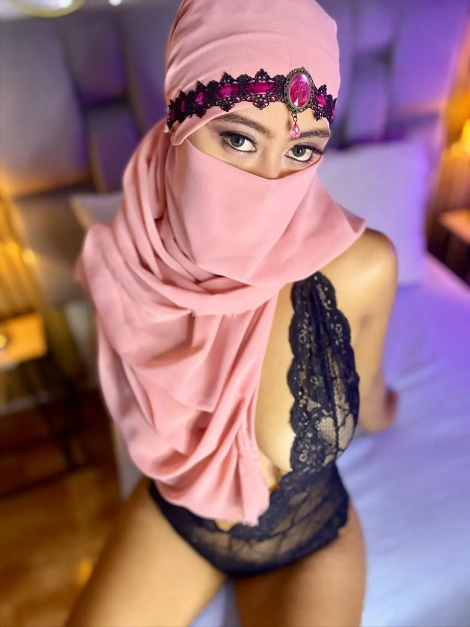 Live sex webcam photo for Samira_Al_Hady #8646264