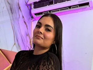 Live sex webcam photo for MaddyyCruz #8665206