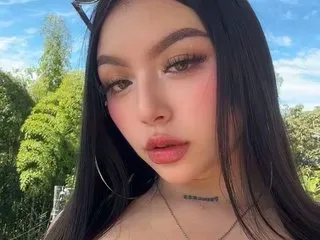 Live sex webcam photo for SaraaBlossom #8668365