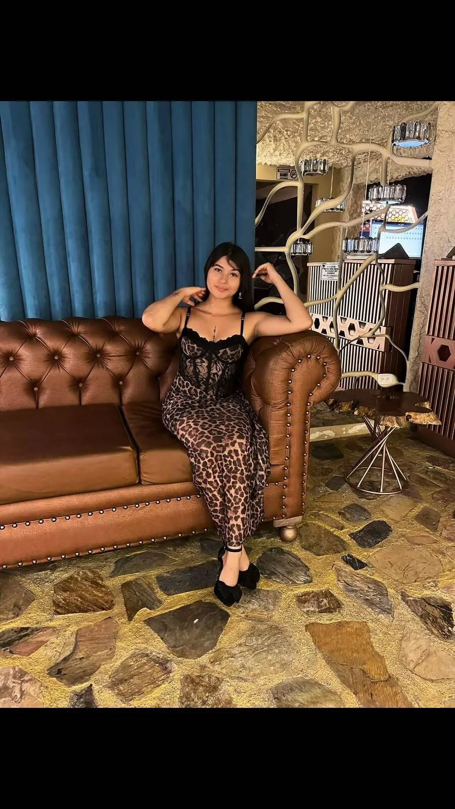 Live sex webcam photo for AshlyLobo #8680741