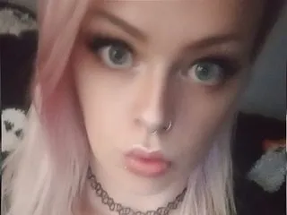 Live sex webcam photo for BrattyLittleDemonX #8673647
