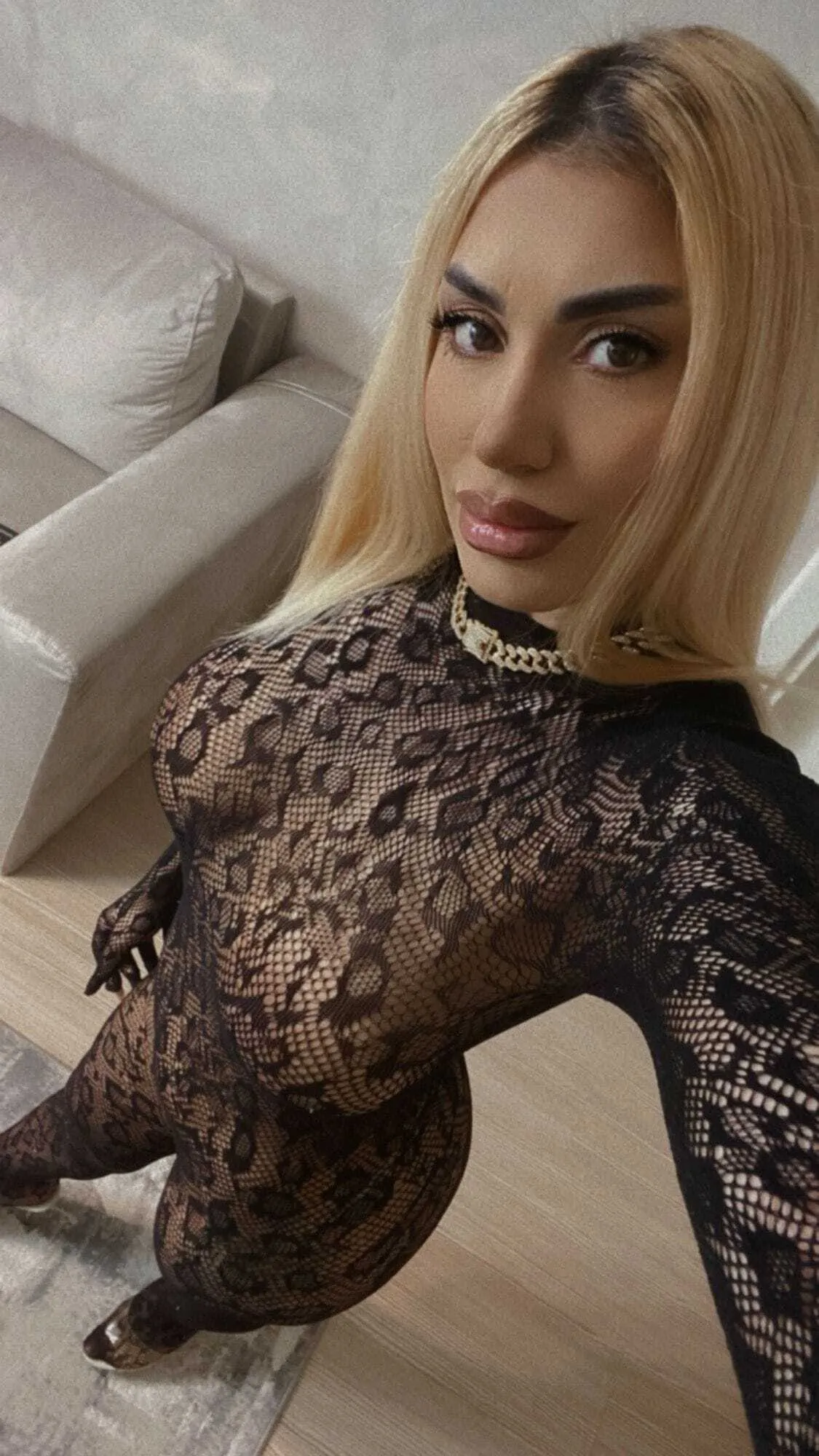 Live sex webcam photo for BethieRussel #8665641