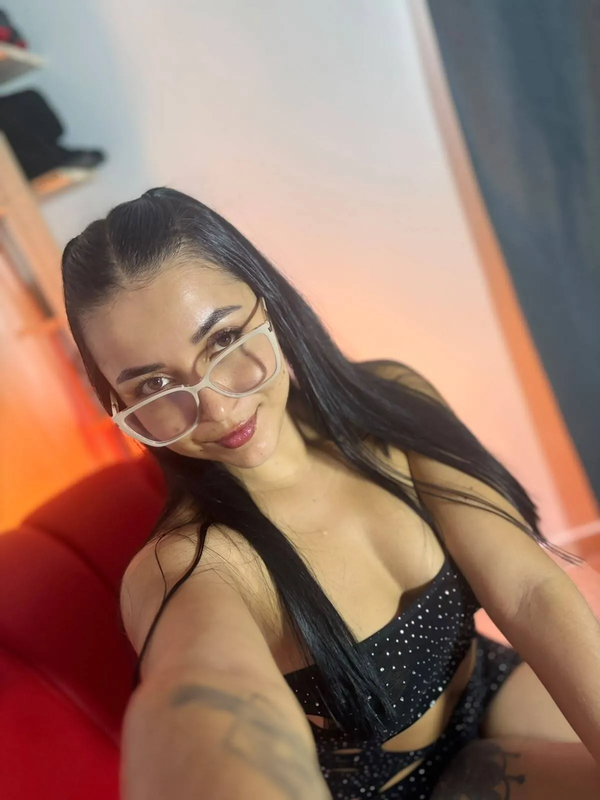 Live sex webcam photo for HikariChloe #8693867
