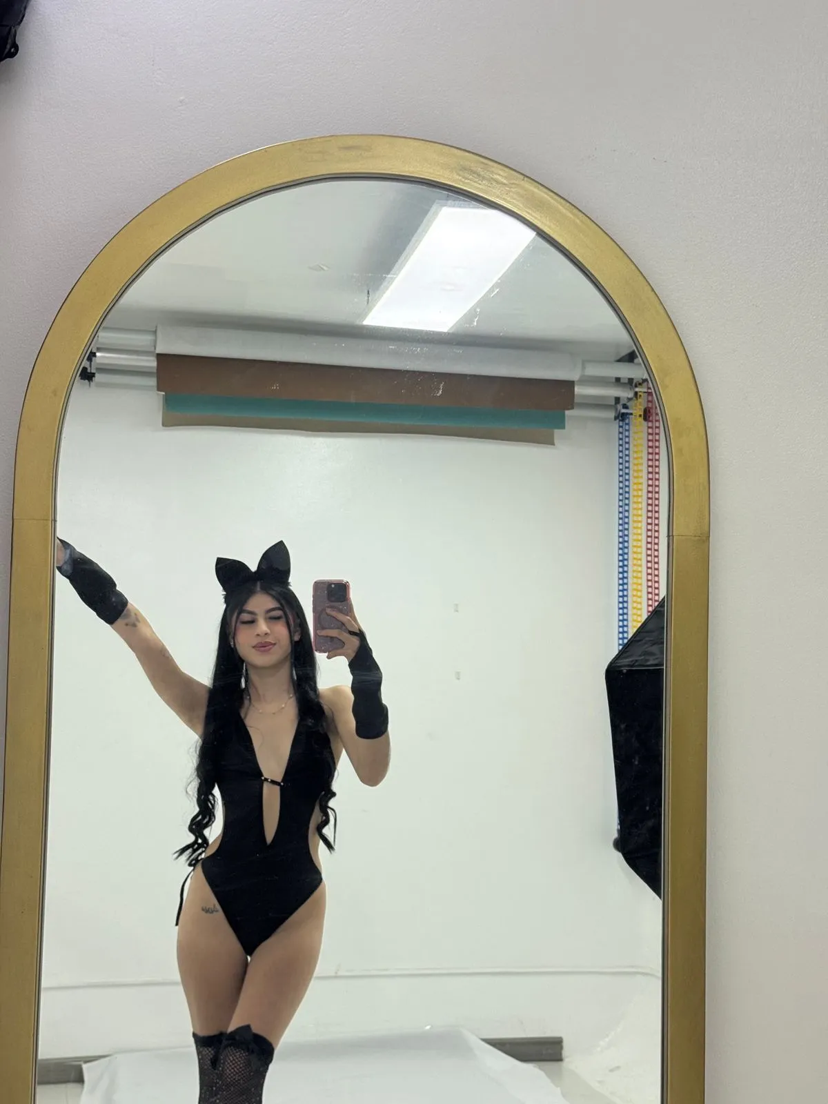 Live sex webcam photo for MiaDessire #8682879