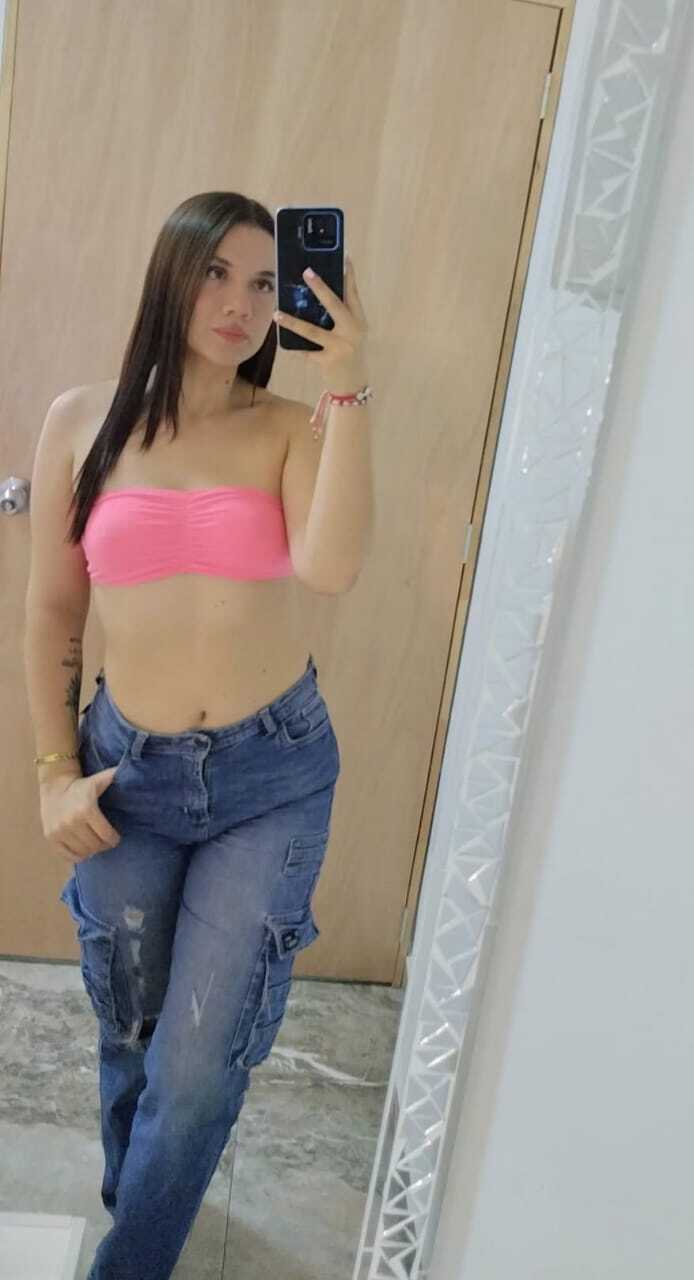 Live sex webcam photo for katia_rose23 #8690513