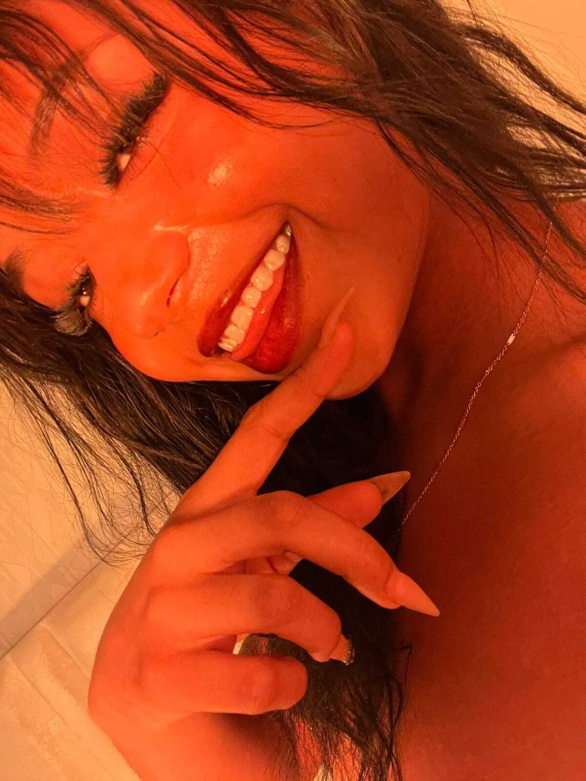 Live sex webcam photo for chantallux #8705142