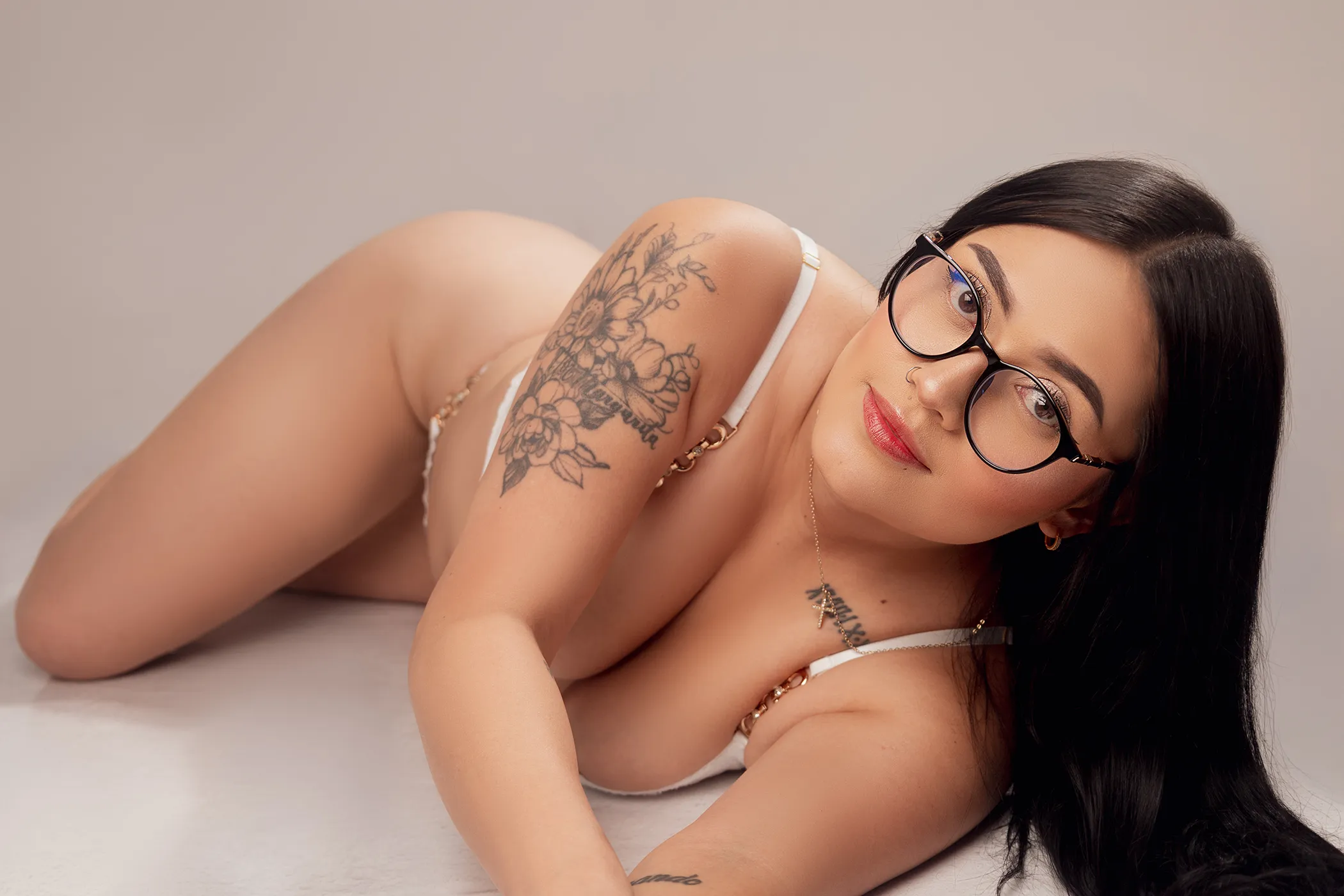 Live sex webcam photo for Ivonne_Noir #8709339