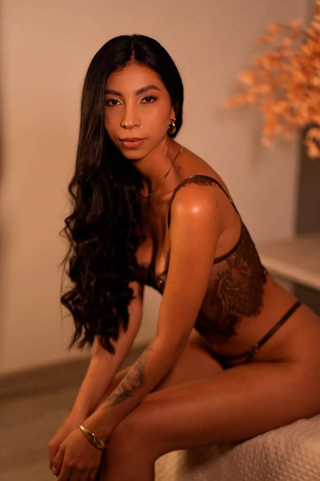 Live sex webcam photo for Elisamar #8717083