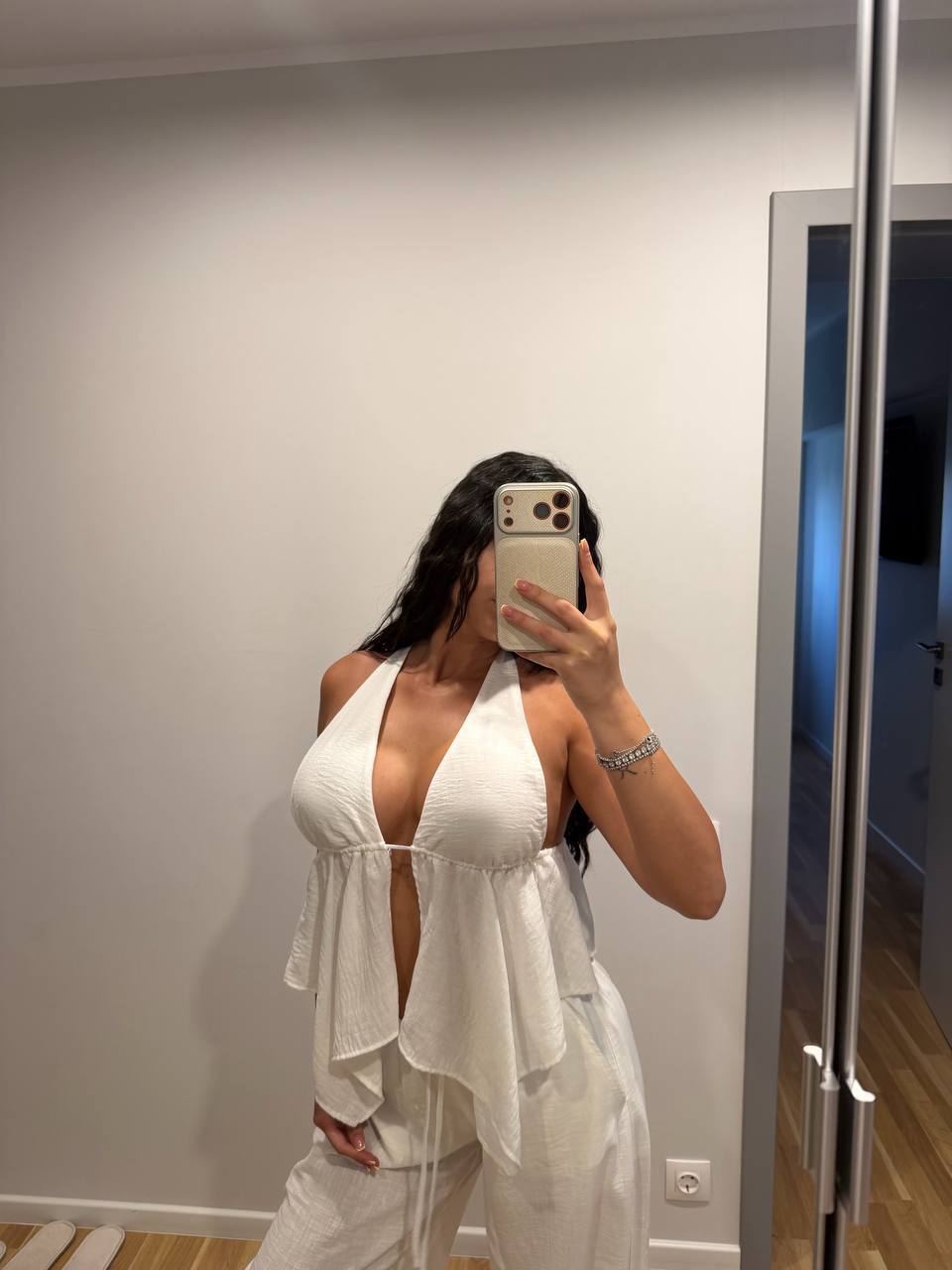 Live sex webcam photo for KaiaSilk #8725309