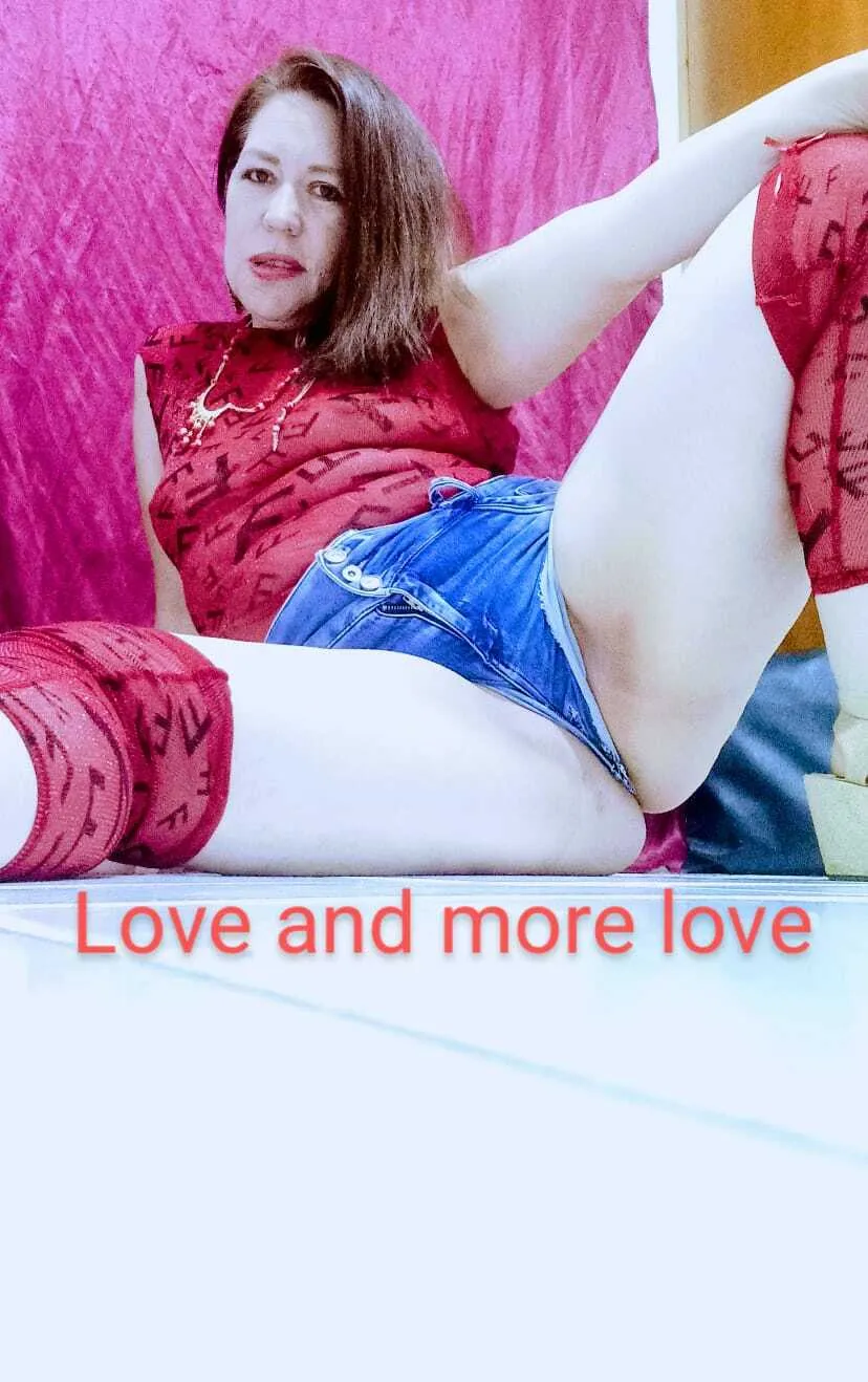 Live sex webcam photo for PamBigAss #7891414