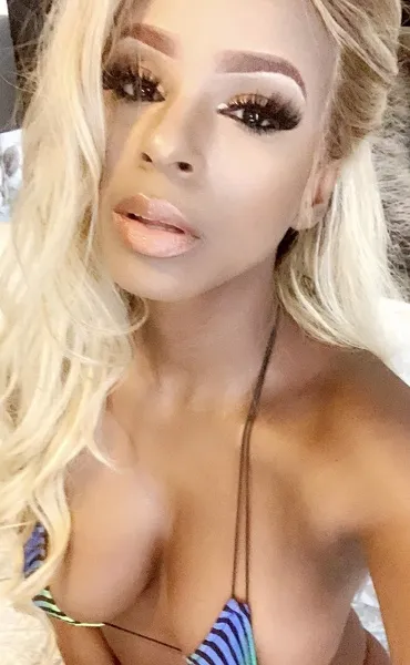 Live sex webcam photo for StaciRaiXXX #7377750