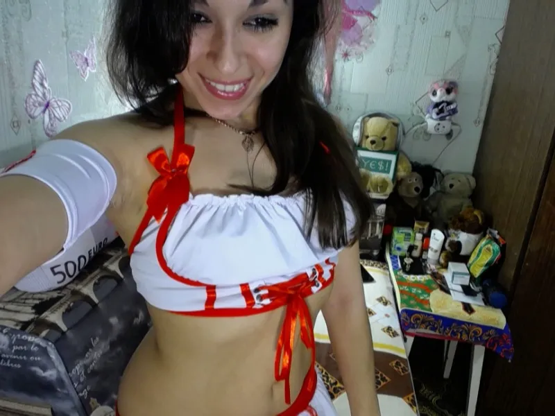 Live sex webcam photo for TeasyLana #1774372