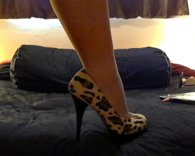 Live sex webcam photo for Shellyfox #7797481