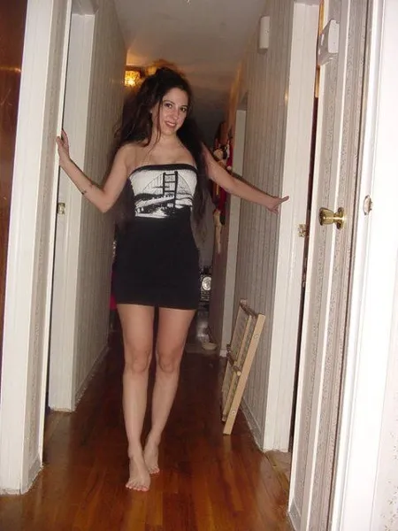 Live sex webcam photo for LittleGianna #7801058