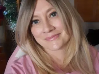 Live sex webcam photo for JenDoll #8547833