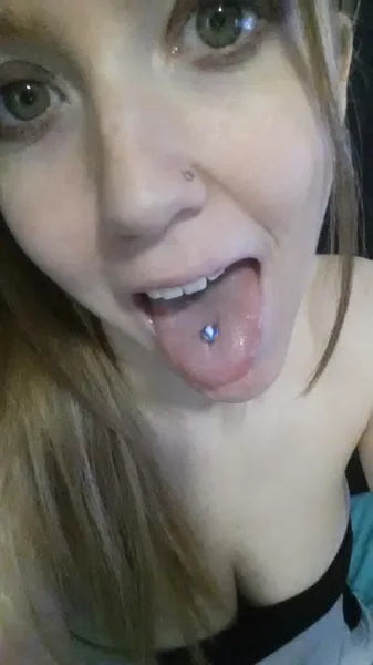 Live sex webcam photo for Juvia #7290389