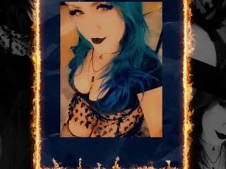 Live sex webcam photo for Mistress_BellaLuna_XX #6636724