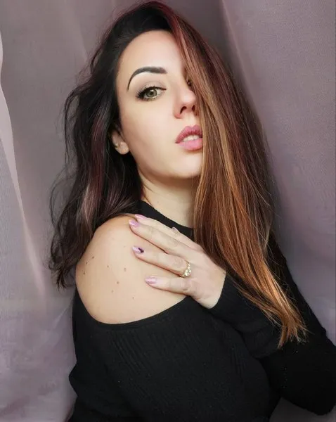 Live sex webcam photo for AliyahMuslim #3595346