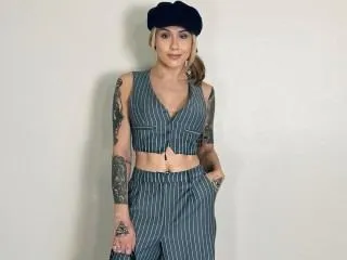 Live sex webcam photo for MyNameIsWow #6551100