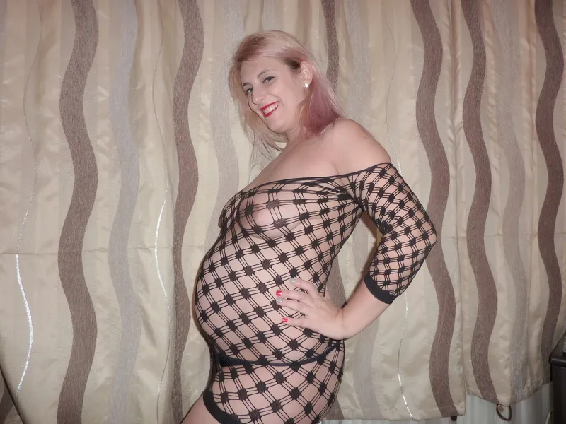 Live sex webcam photo for AbadGirlOn #1821129