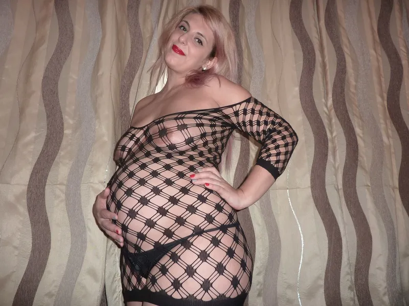 Live sex webcam photo for AbadGirlOn #1821133