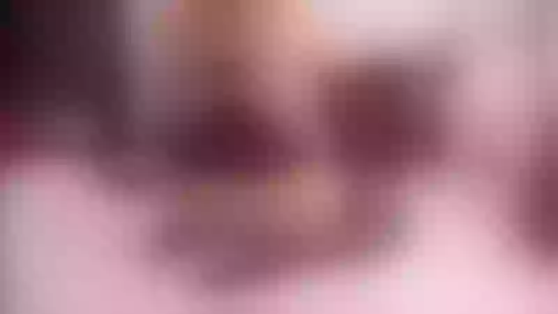 Live sex webcam photo for NaughtyMILFSonya #1888891