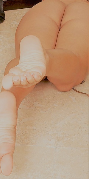 Live sex webcam photo for SQUIRTLOVE_BRUNETTE #1922130