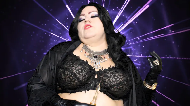 Live sex webcam photo for KaryHeaven #2632837