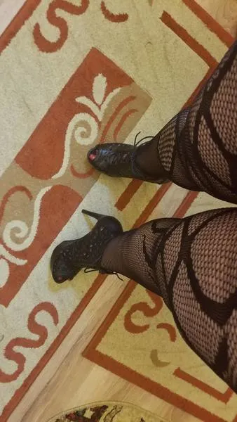 Live sex webcam photo for KaryHeaven #2840896