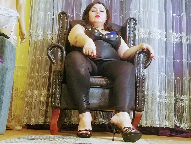 Live sex webcam photo for KaryHeaven #2840898