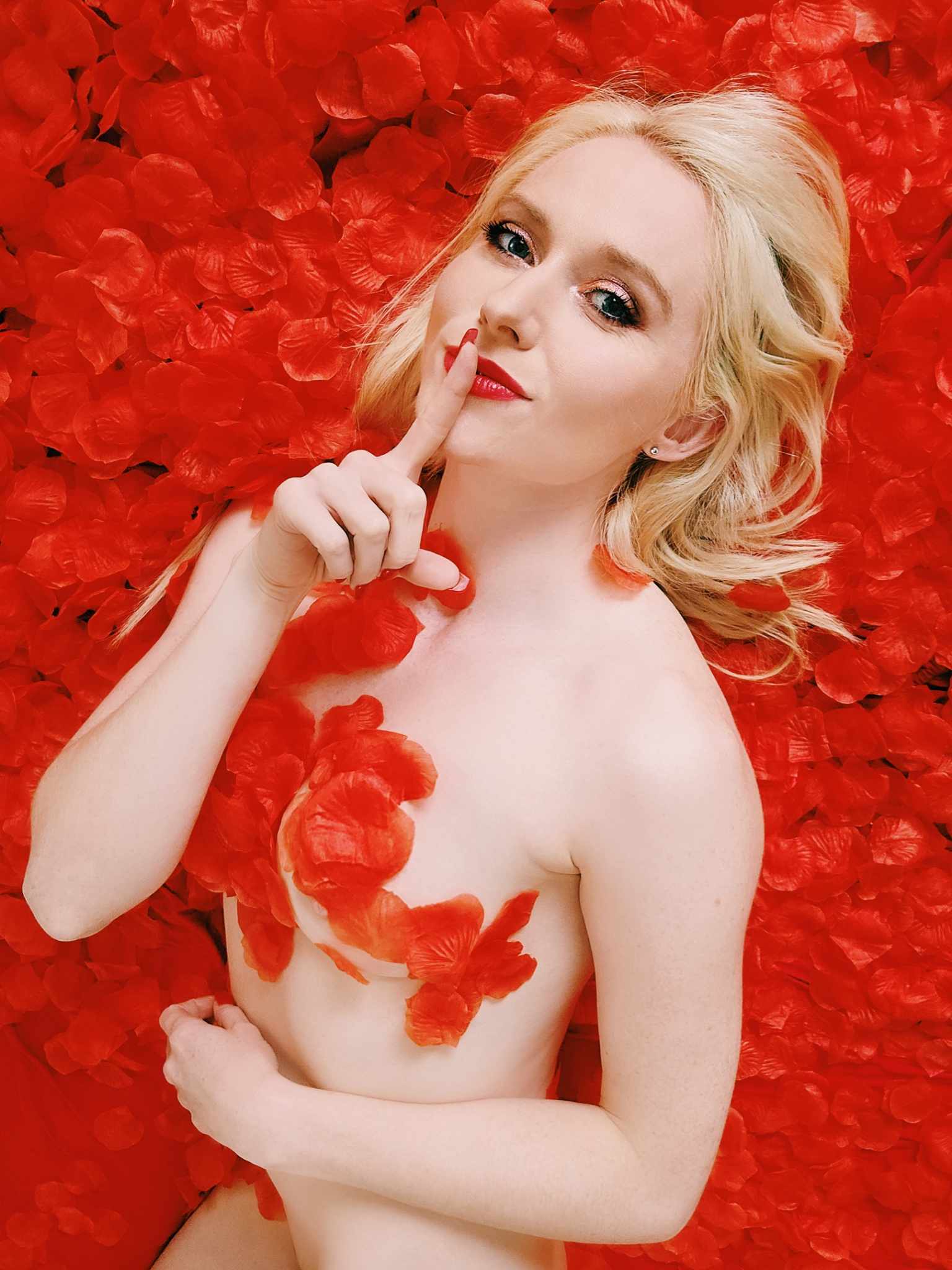 Live sex webcam photo for TheAlexaLondon #7248353